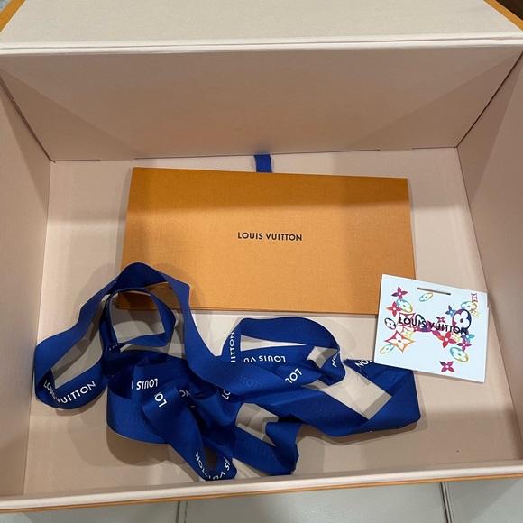 Used Bond street LouisVuitton shoulder bag - Picture 8 of 11